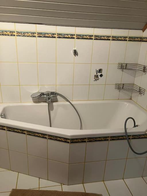 Untersberg Und Festungsblick Apartment พุค ไบ ฮัลไลน์ ภายนอก รูปภาพ